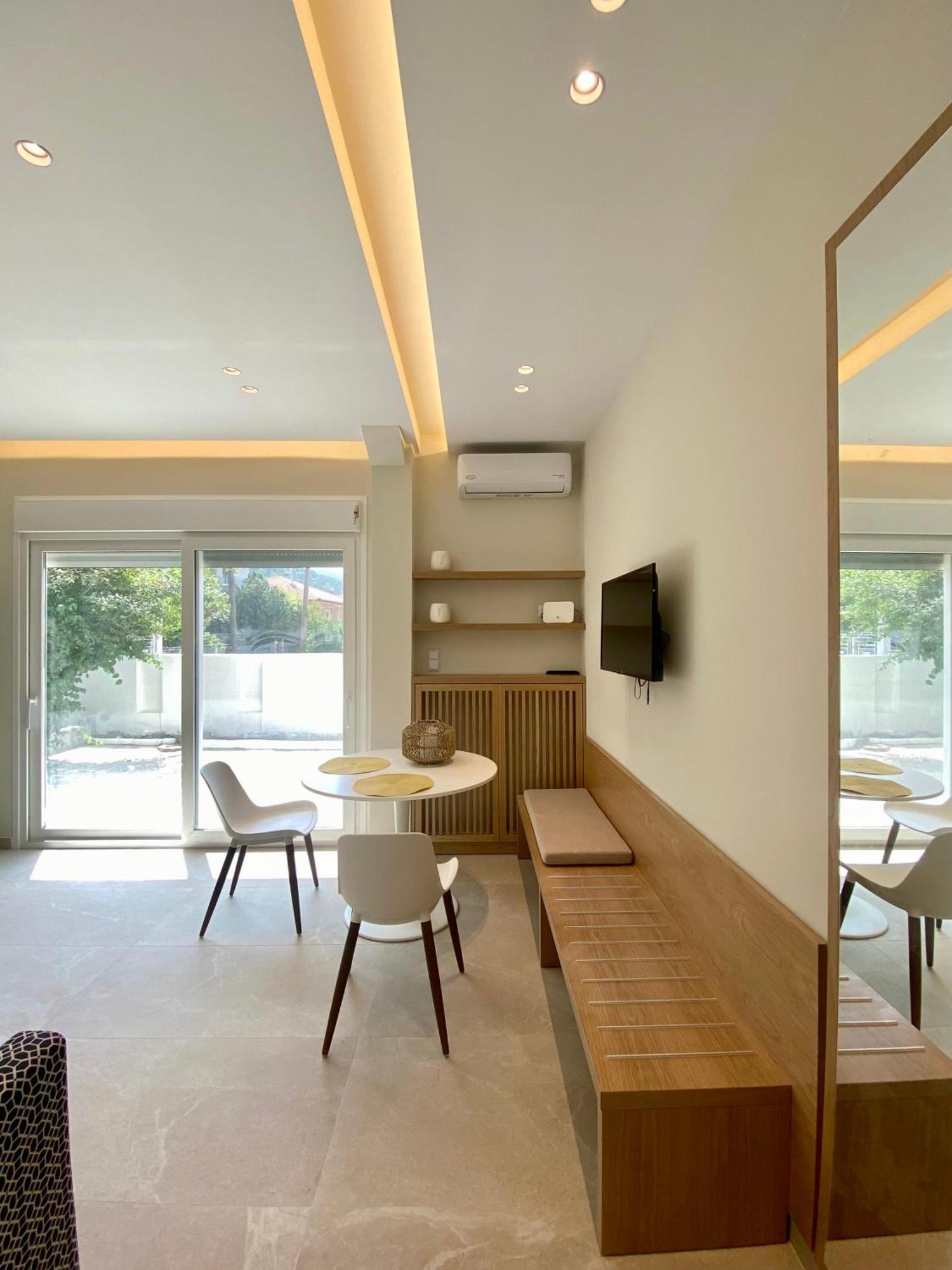 Venice Studios & Apartments Stavros  Luaran gambar
